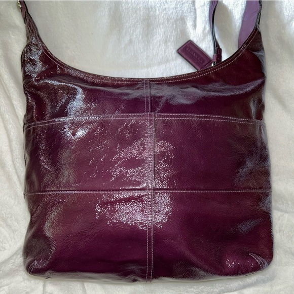 Coach Purple Shoulder Bag with Glossy Finish - Picture 2 of 13